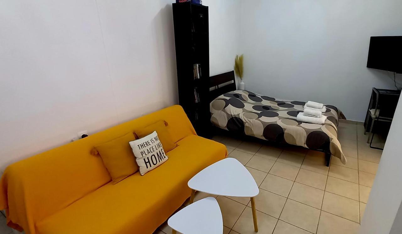 Apartament Nicki House Janina Zewnętrze zdjęcie